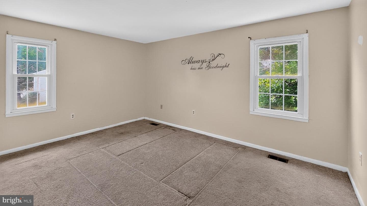 13100 N Point Lane photo 12