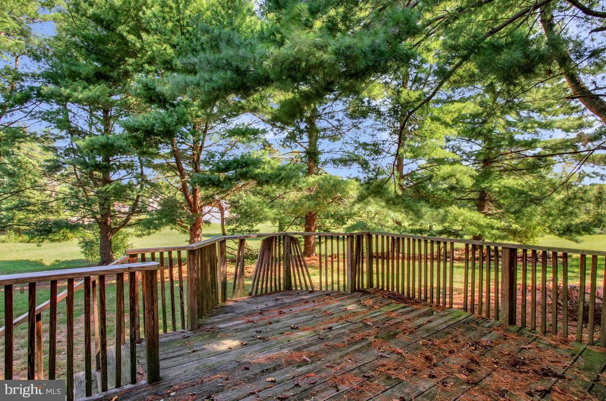 1405 Meadowlake Ct photo 19