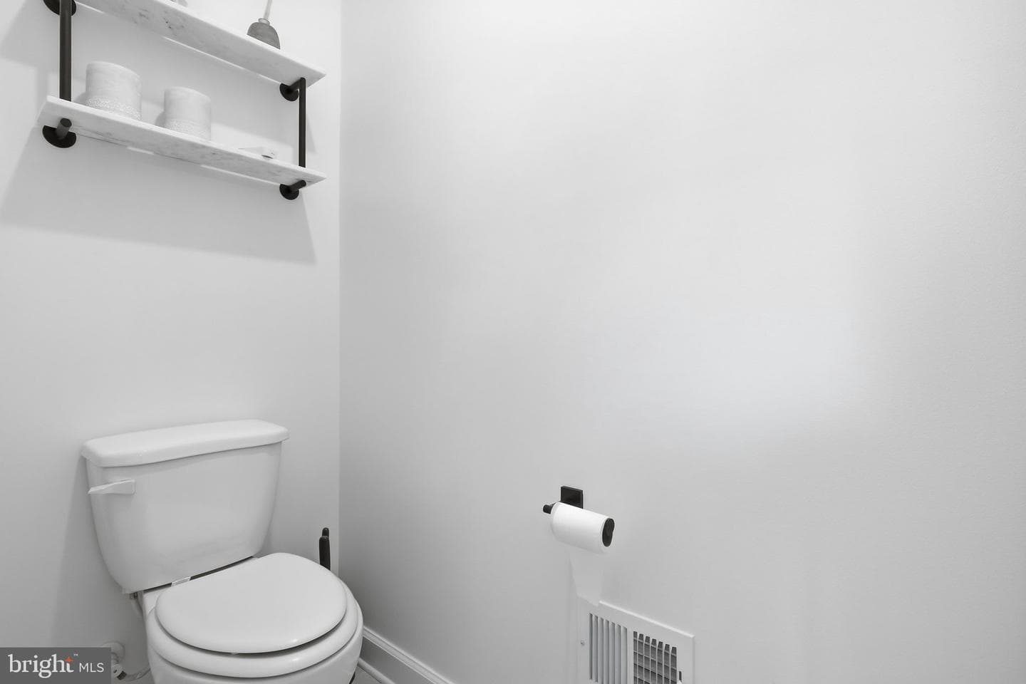 11610 Wynnifred Pl photo 40