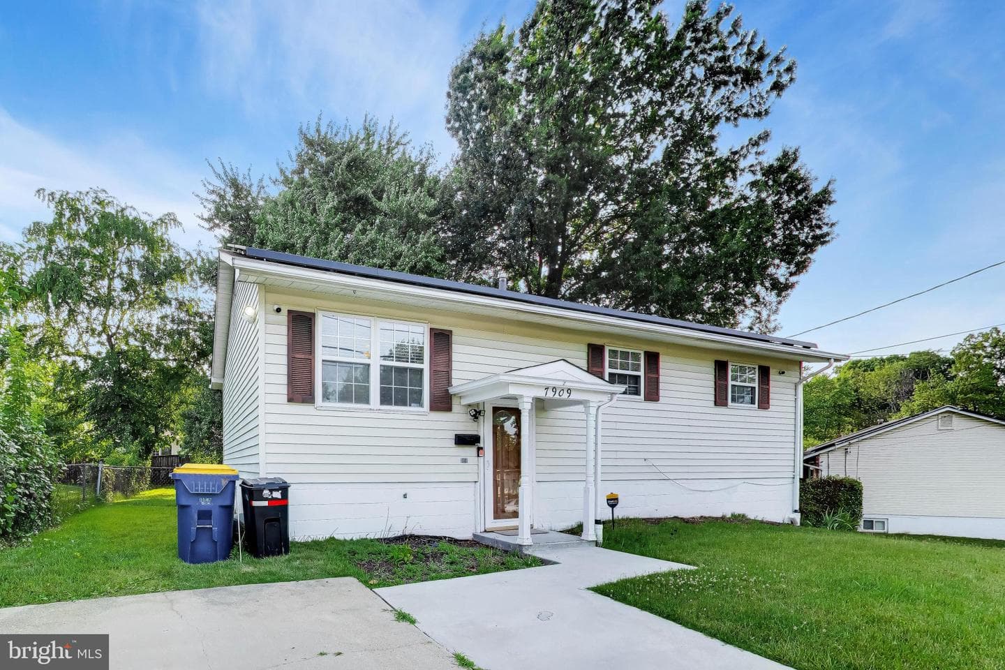 7909 Grant Drive photo 3