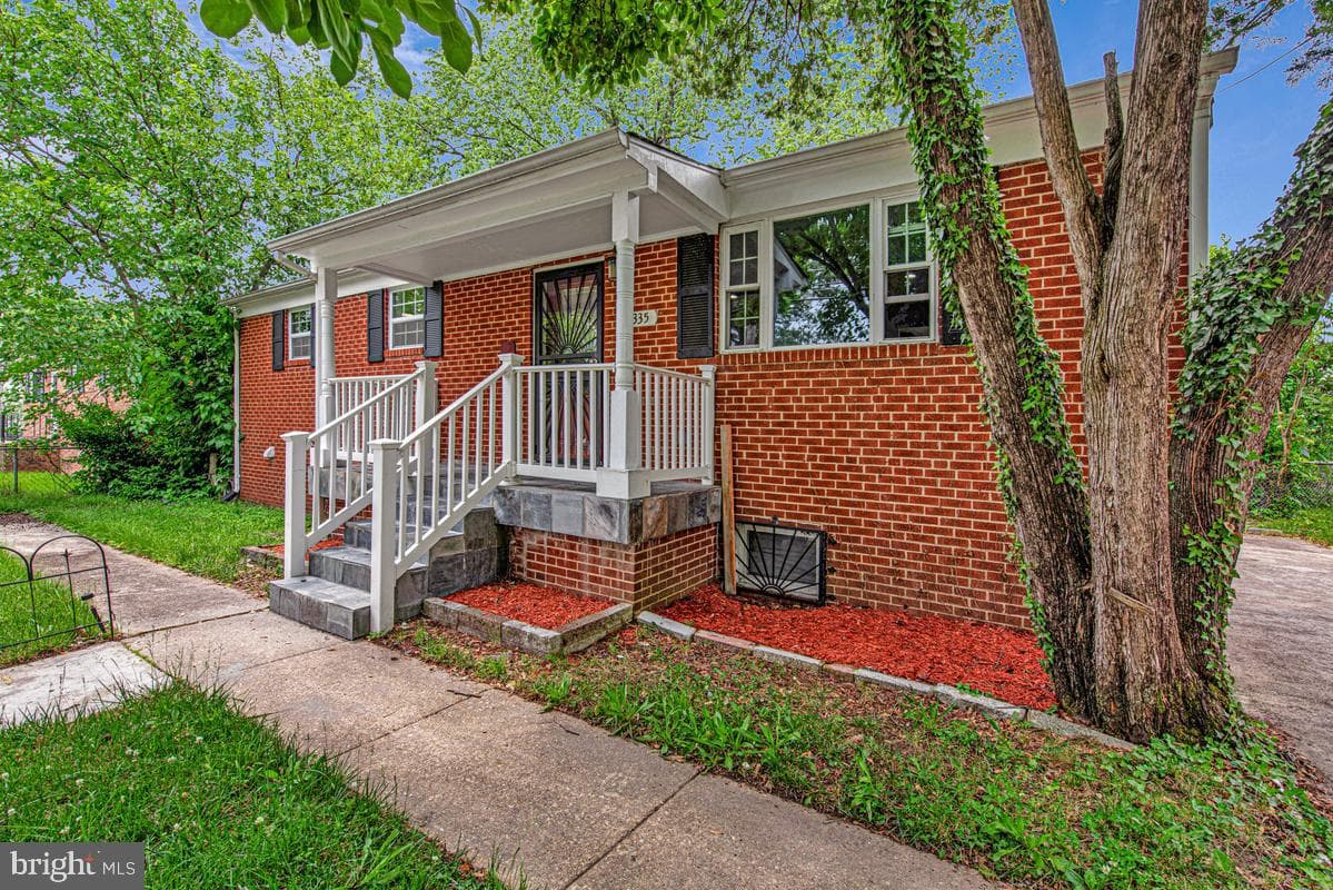 2335 Scott Key Drive, District Heights