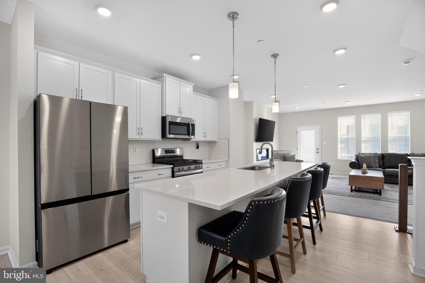 10406 Serenade Lane photo 5
