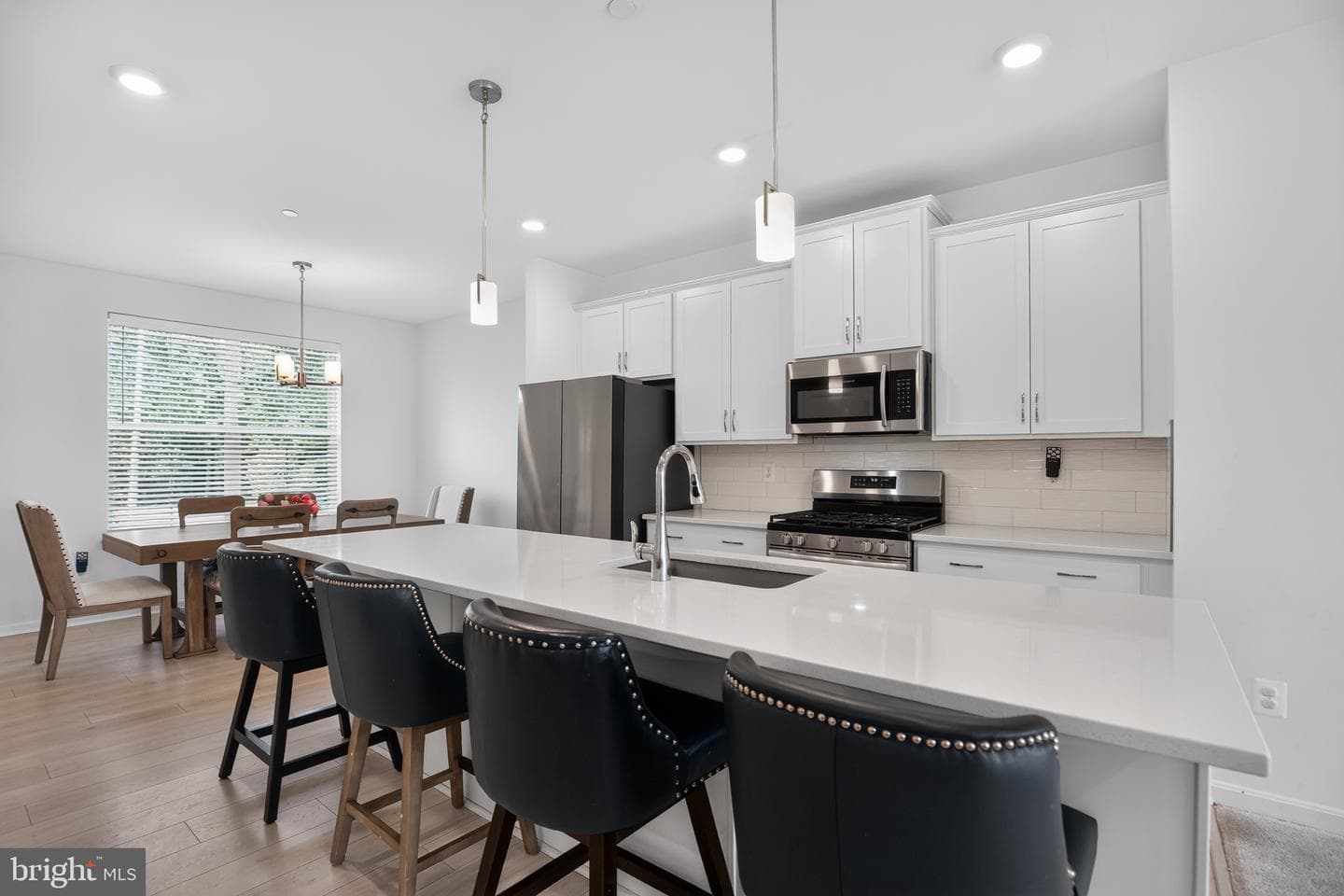 10406 Serenade Lane photo 6