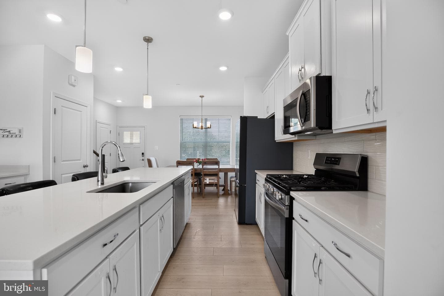 10406 Serenade Lane photo 8