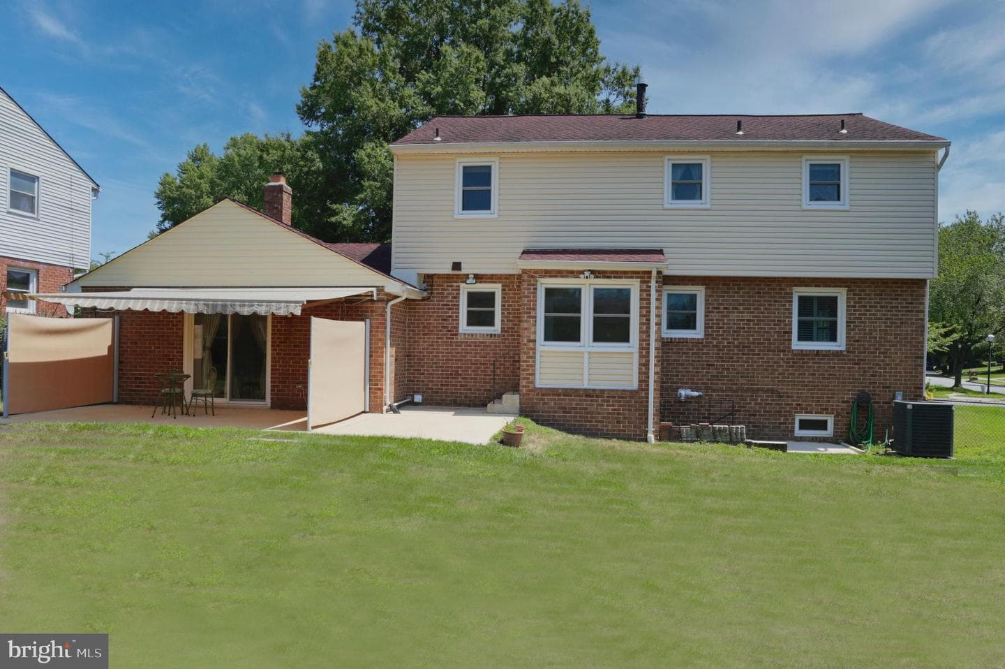 331 Alastair Street photo 32