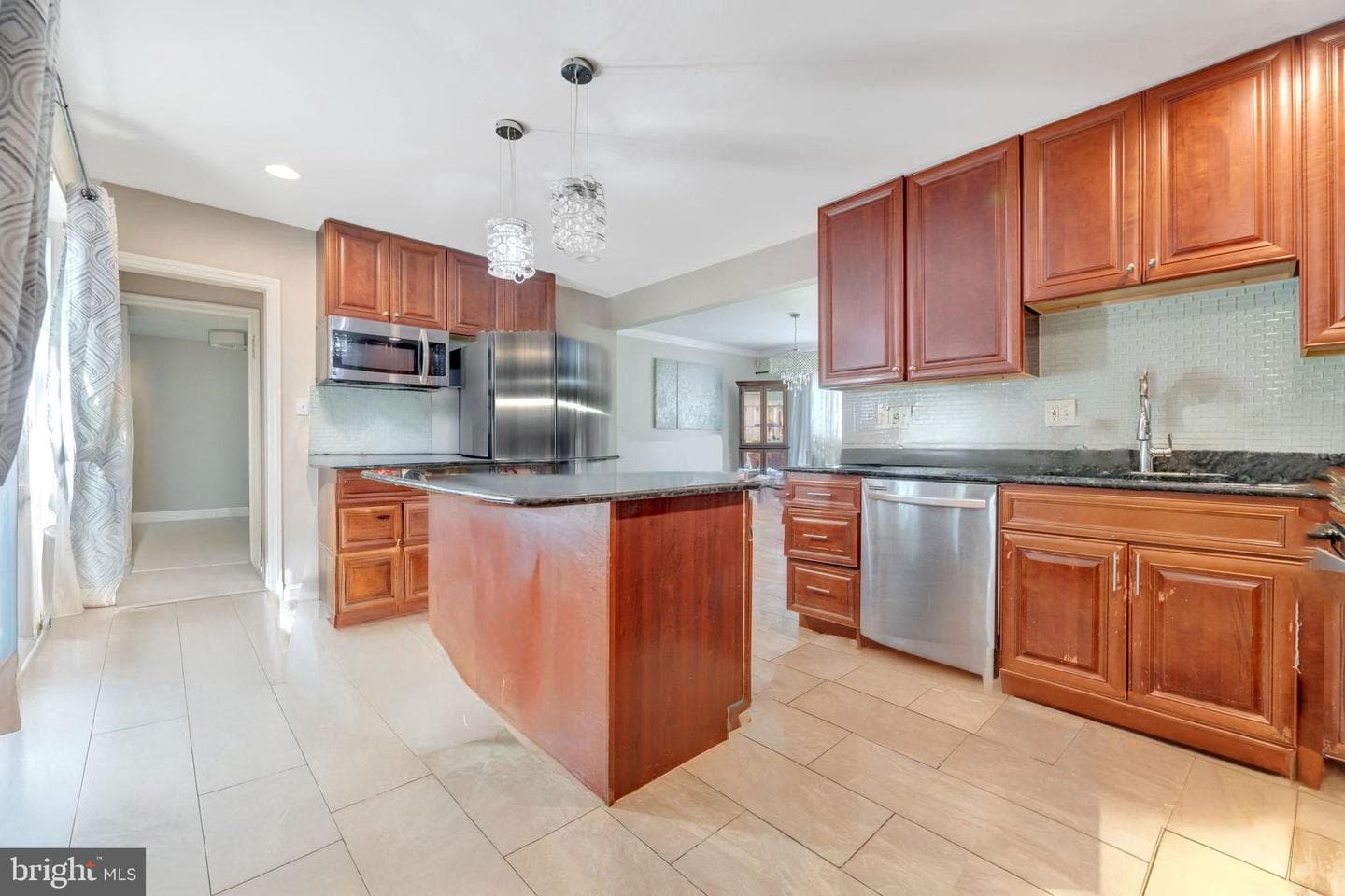 2703 Gaither Street photo 2
