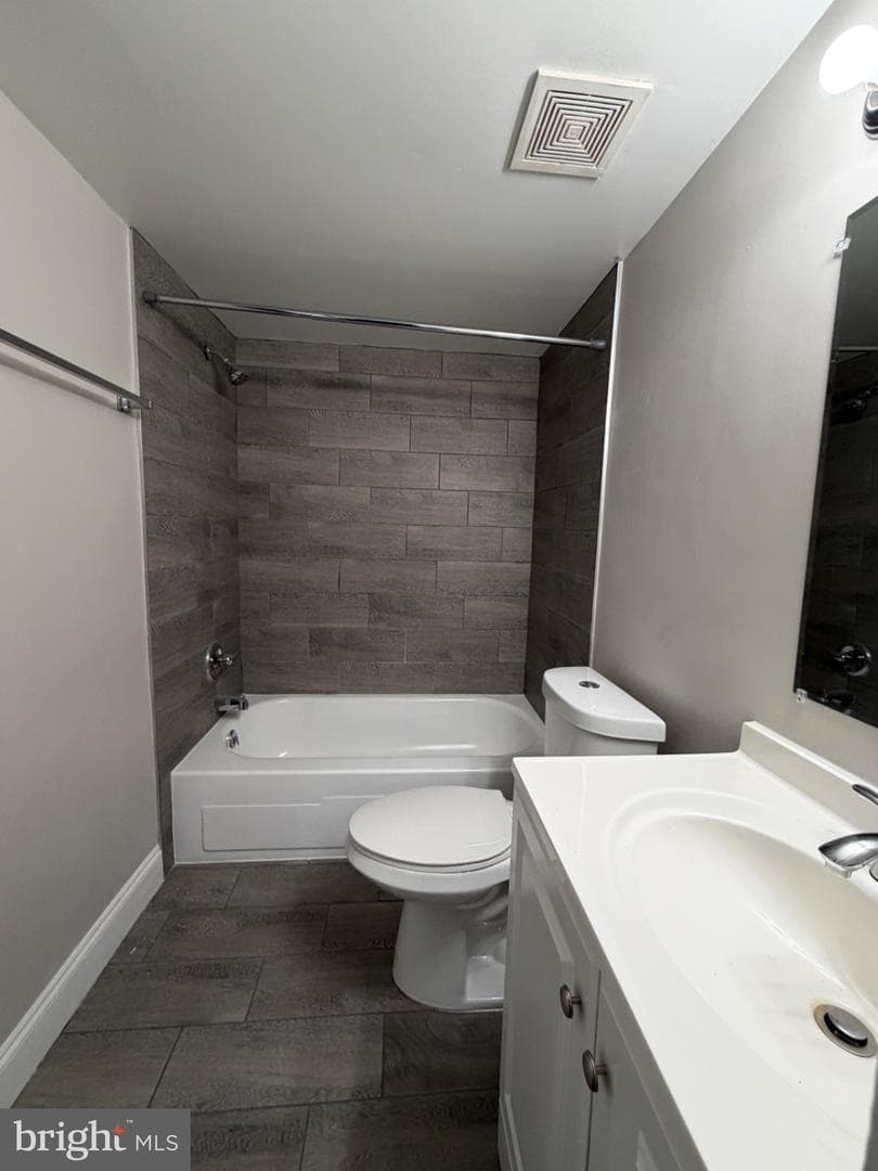 10242 Prince Place #206 photo 6