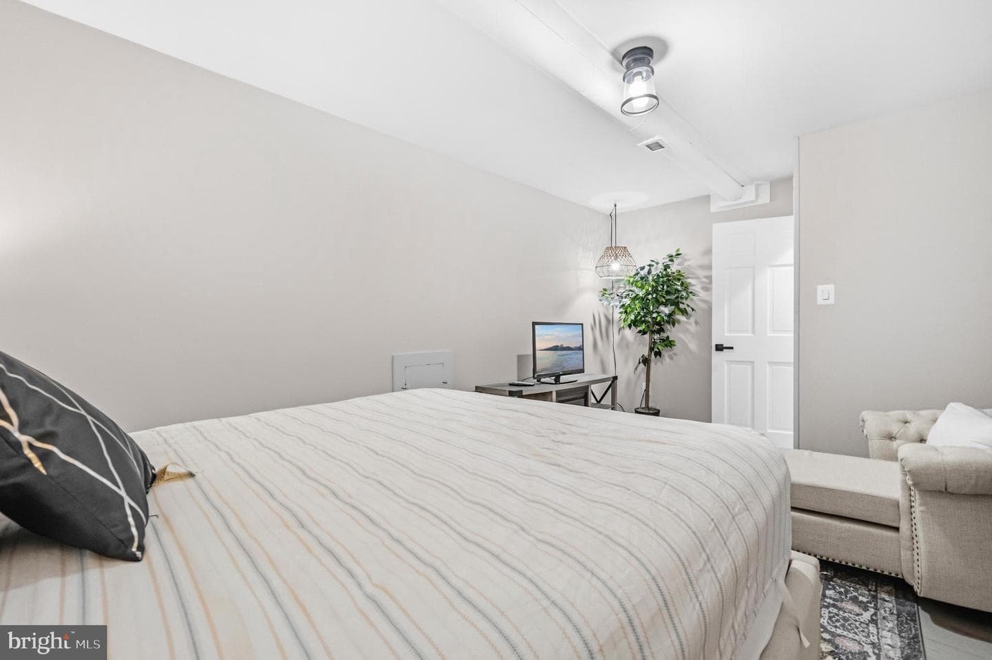 7001 Marmick Place photo 28
