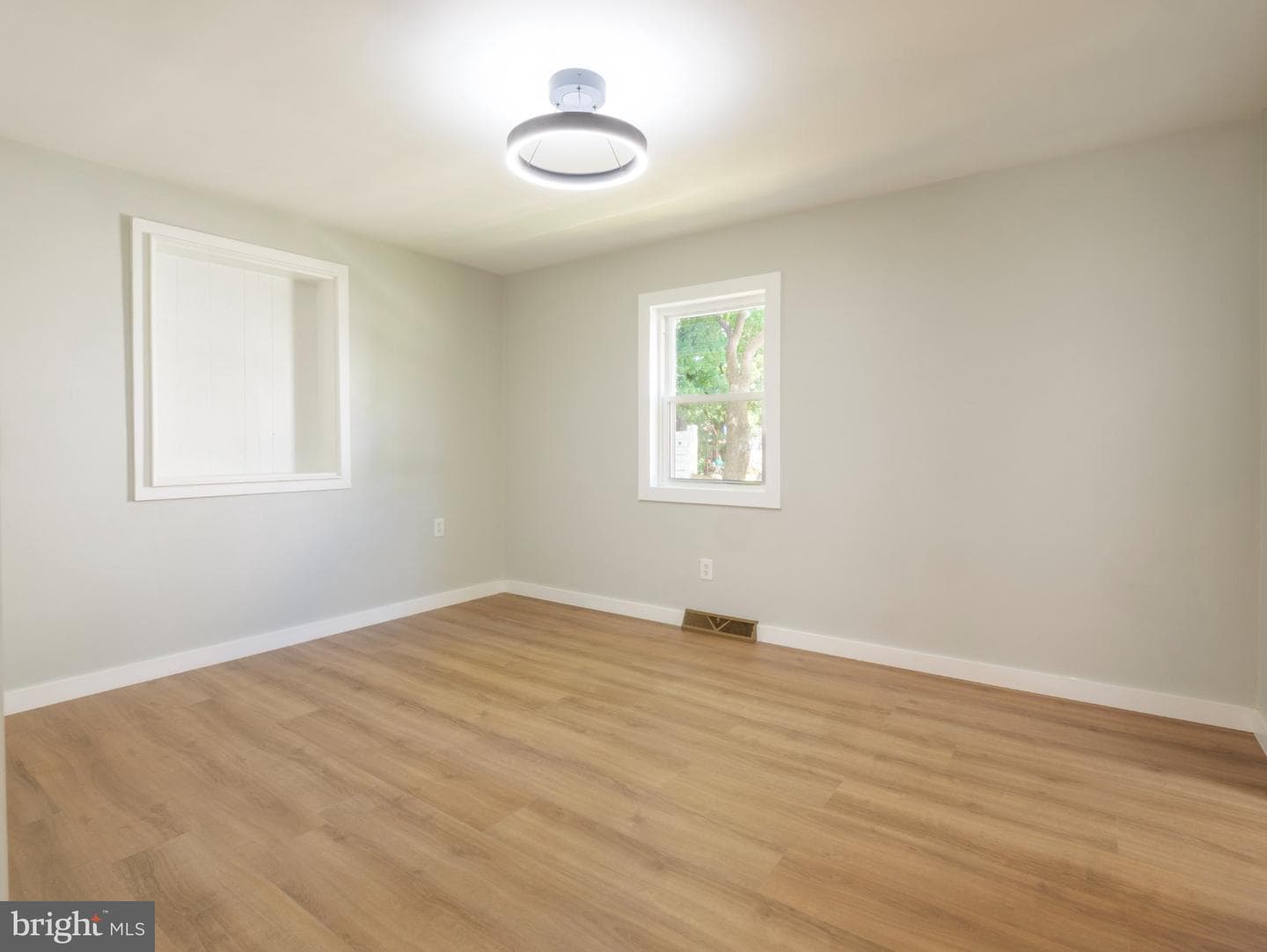 5608 31st Avenue photo 11