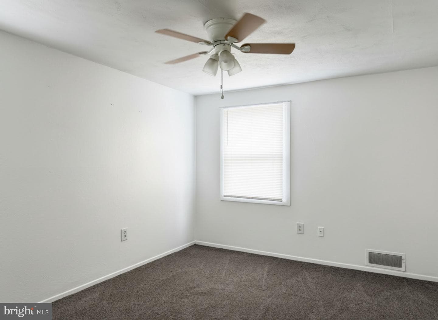 12412 Stonehaven Lane photo 12