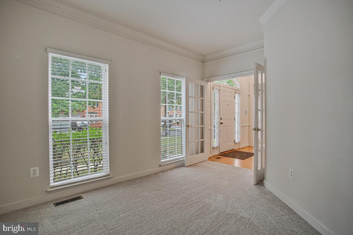 2310 Nicol Circle photo 8