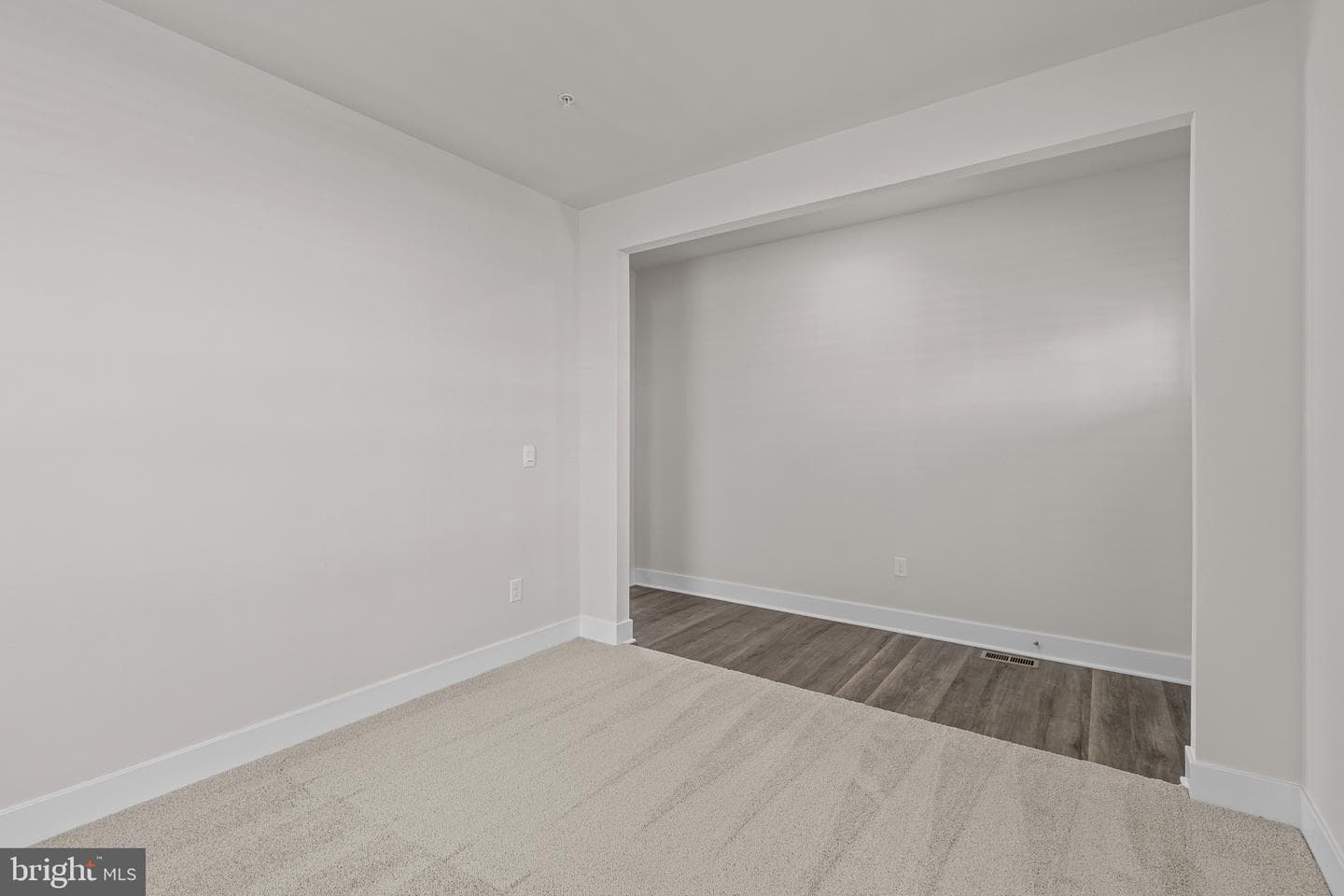 5217 Glistening Pond Way photo 3