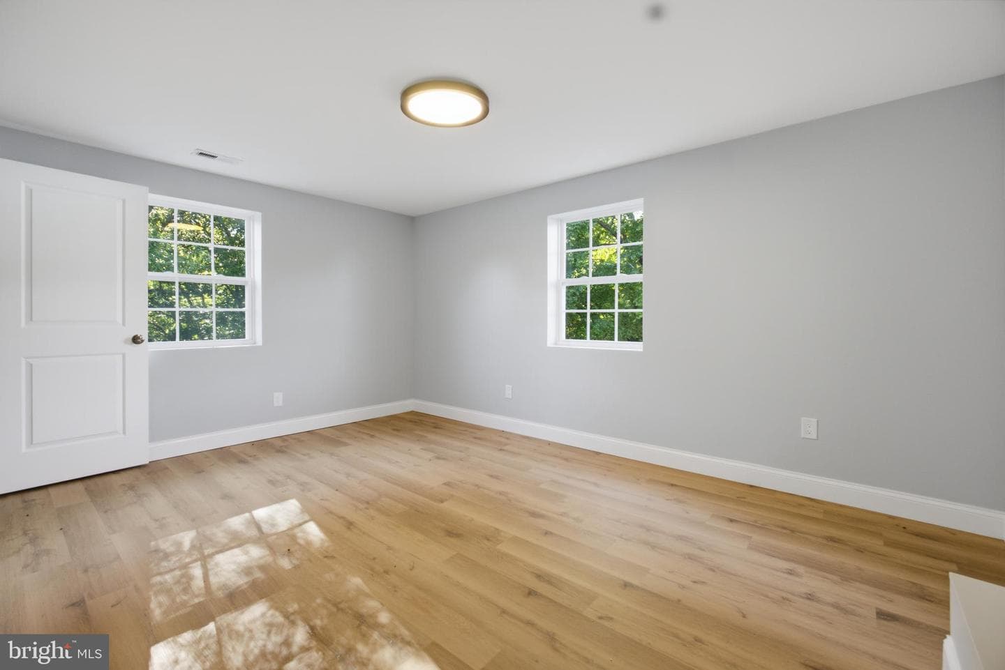 15000 Mount Calvert Road photo 18