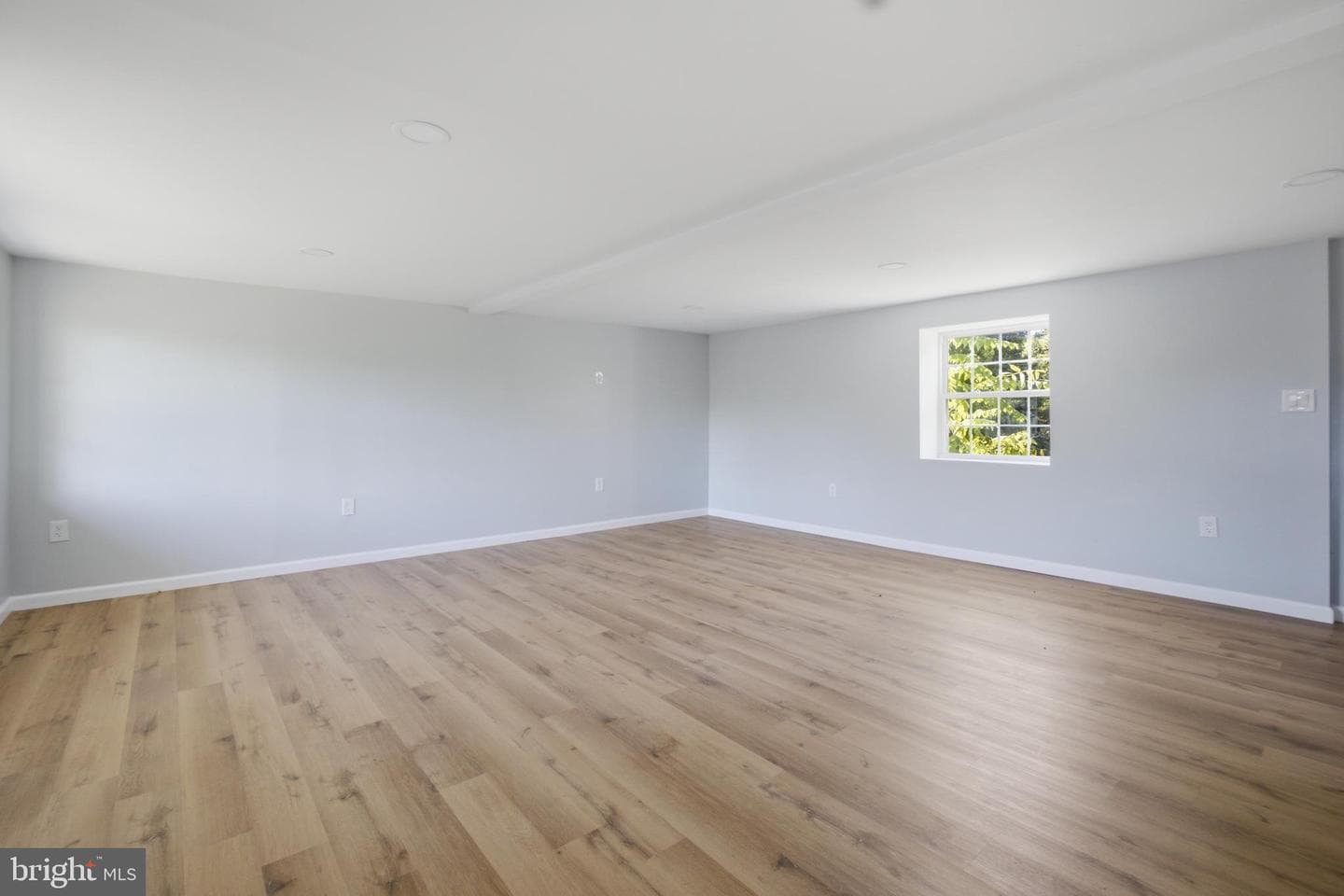 15000 Mount Calvert Road photo 23