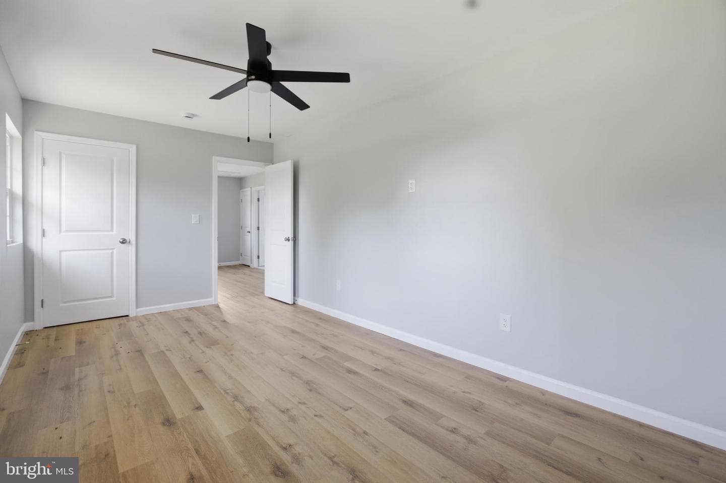 15000 Mount Calvert Road photo 28
