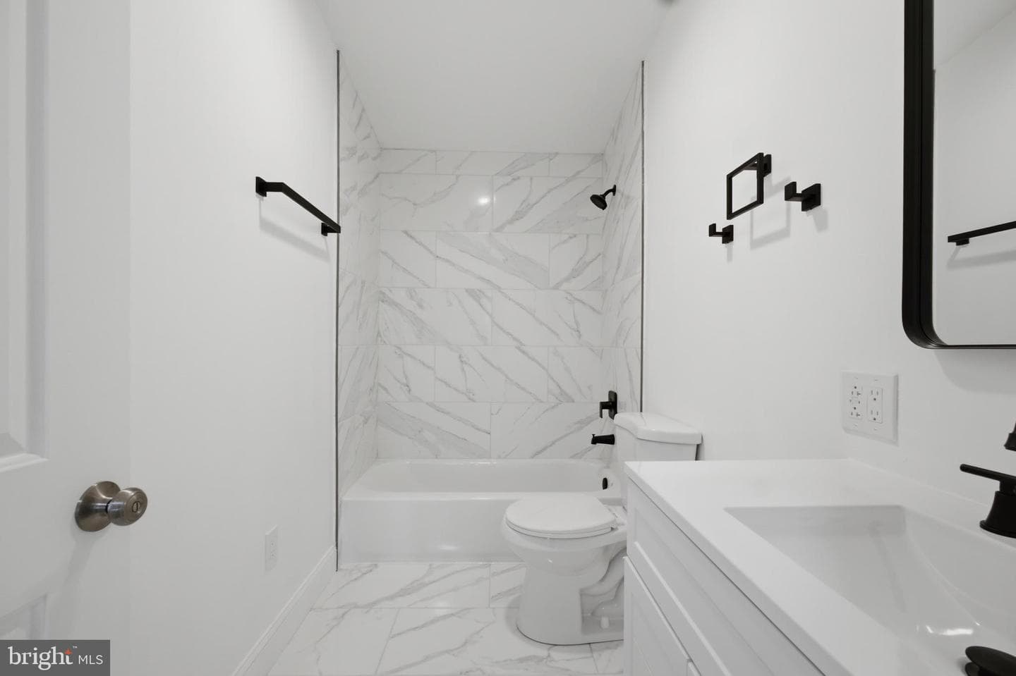 15000 Mount Calvert Road photo 33