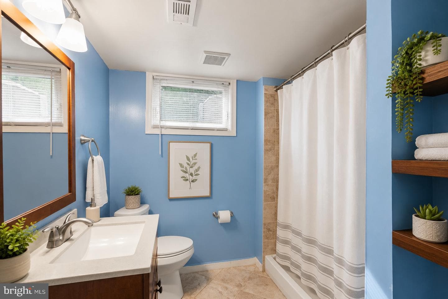 8114 Turner Street photo 37
