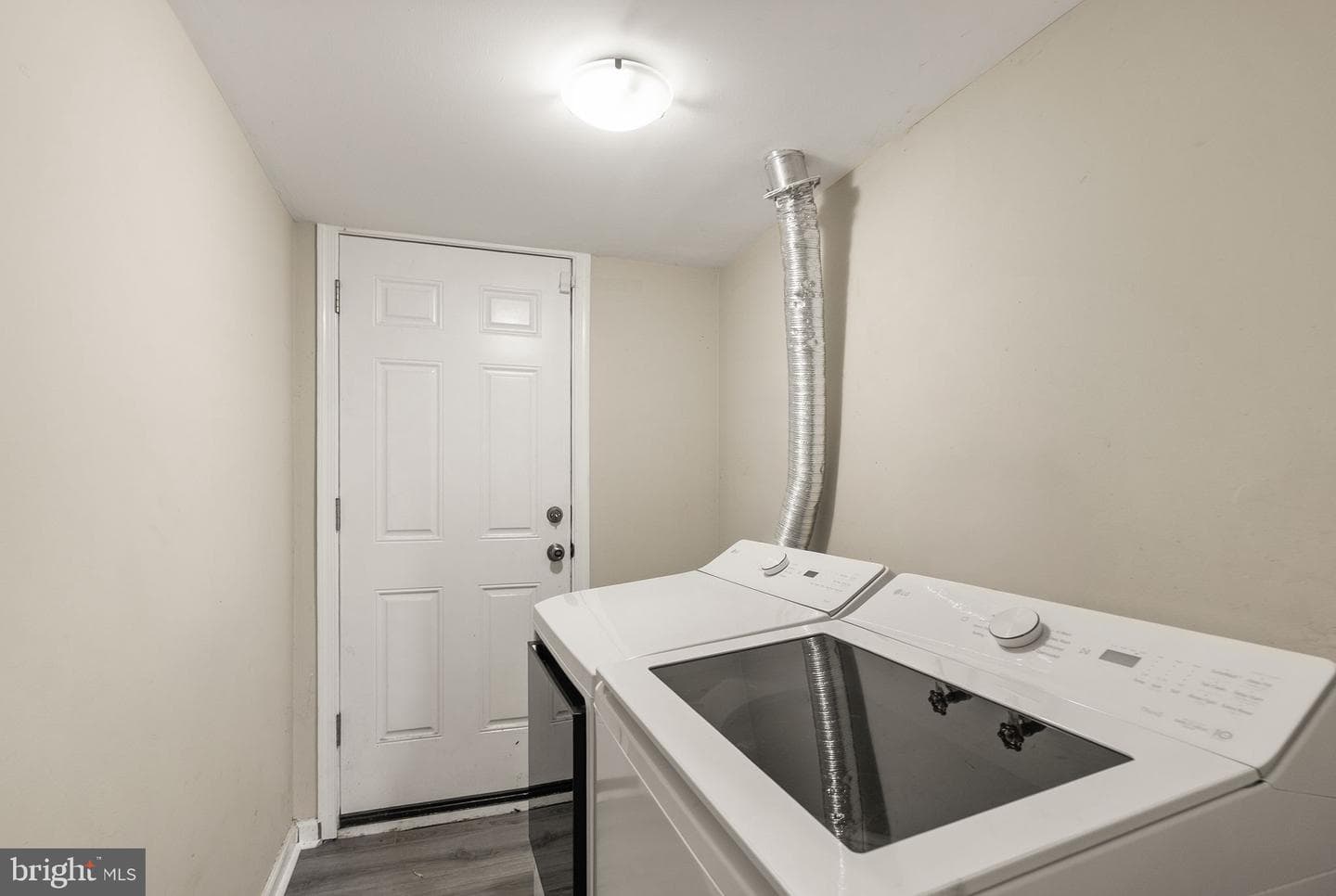 8114 Turner Street photo 41