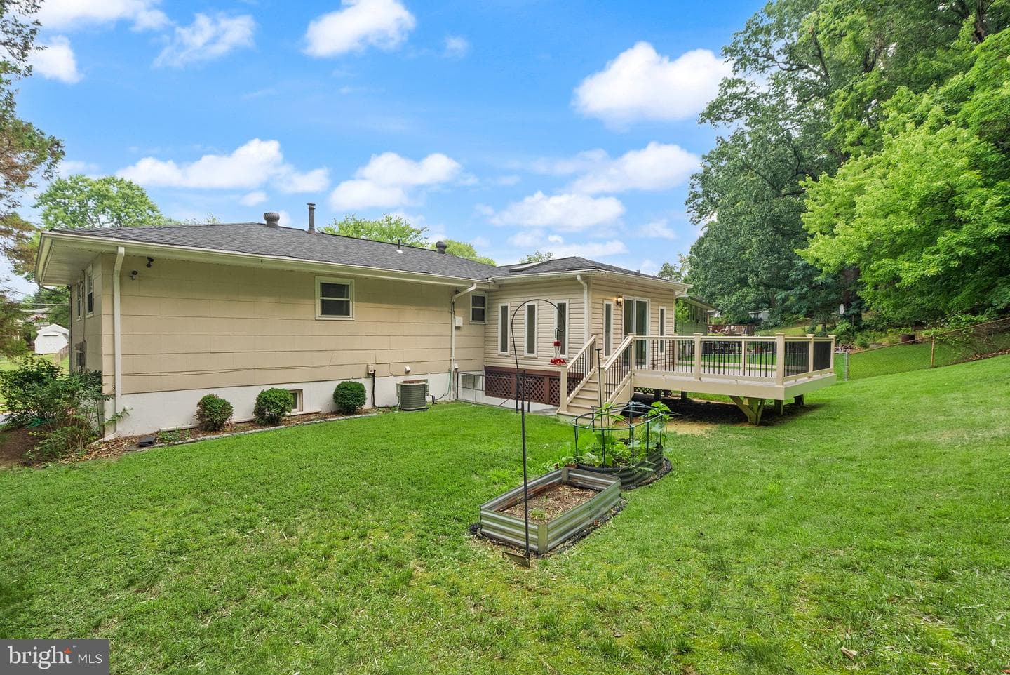 8114 Turner Street photo 50