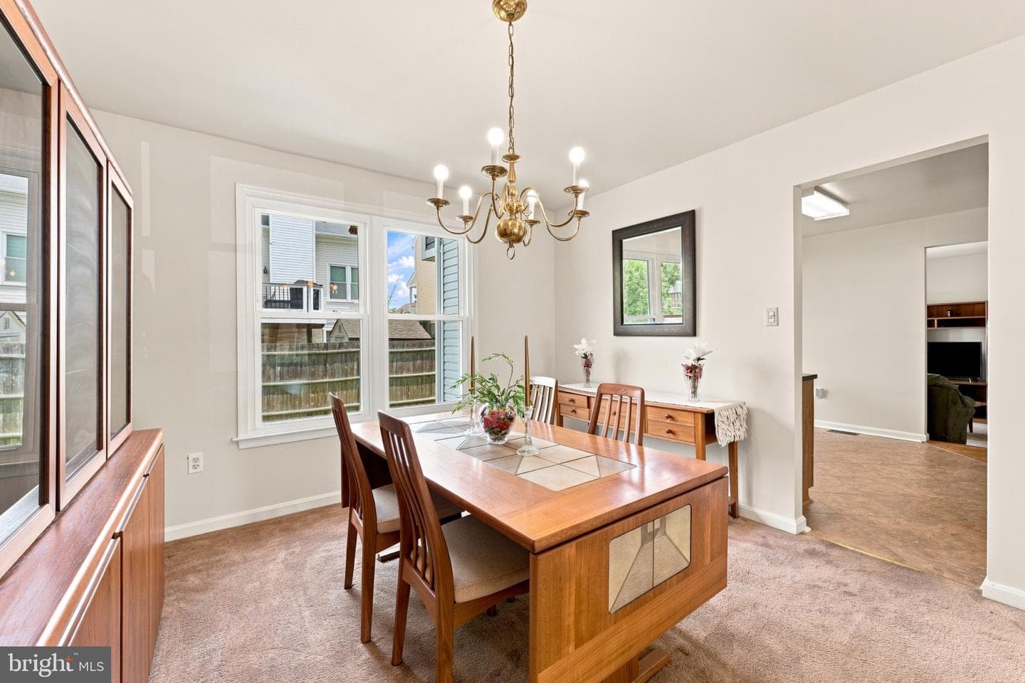 7606 Lexington Avenue photo 12