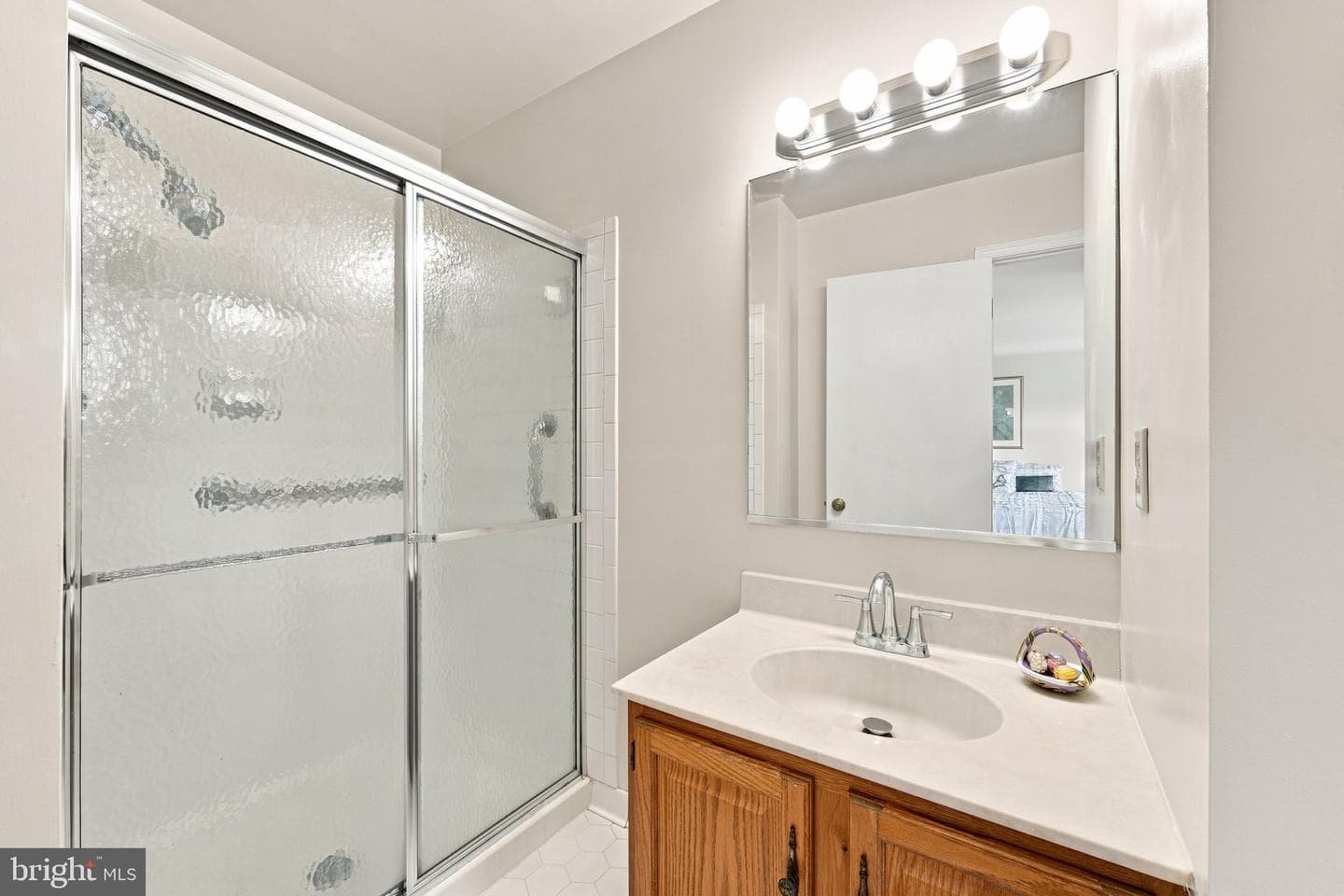 7606 Lexington Avenue photo 32