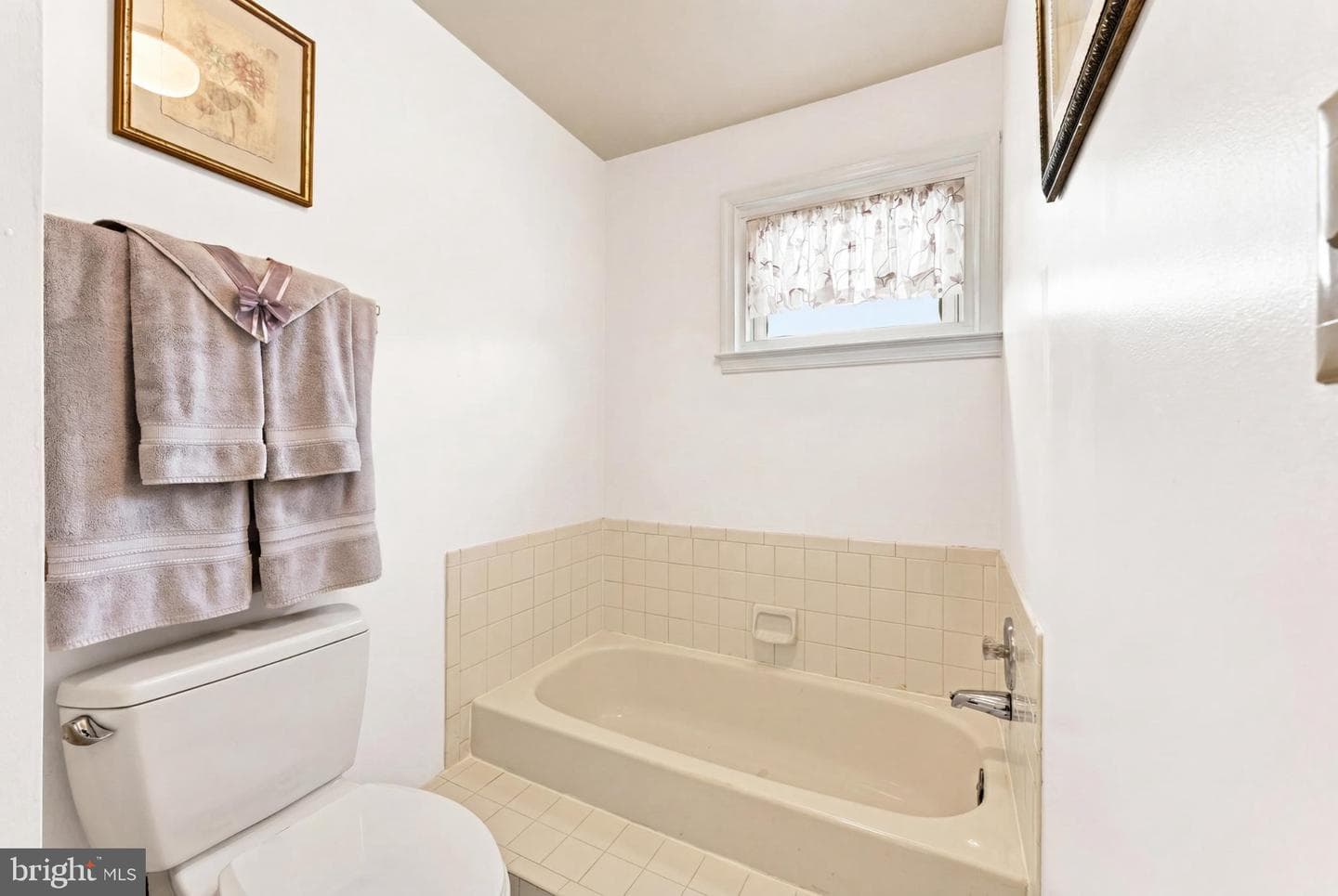 7606 Lexington Avenue photo 33