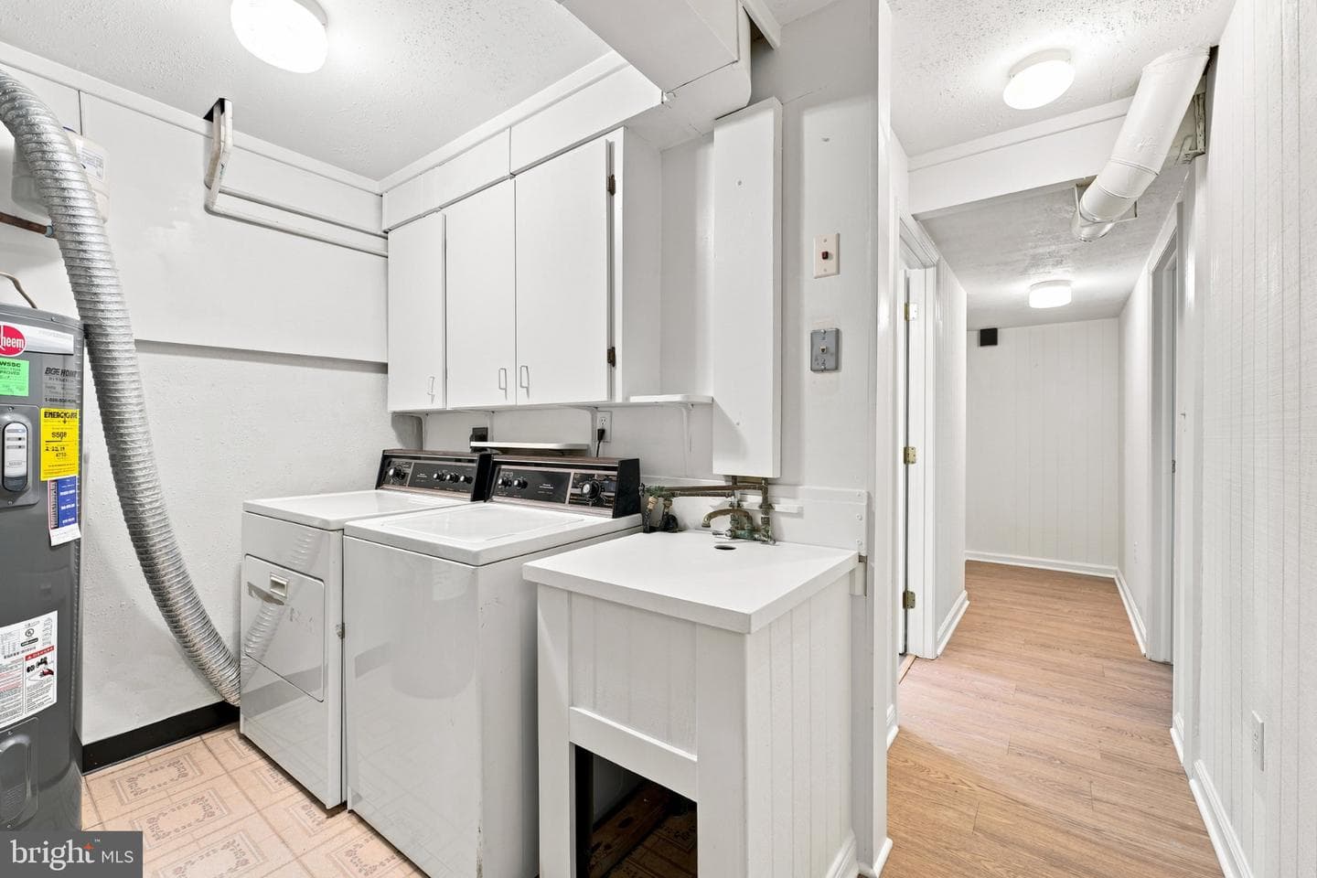 7606 Lexington Avenue photo 40