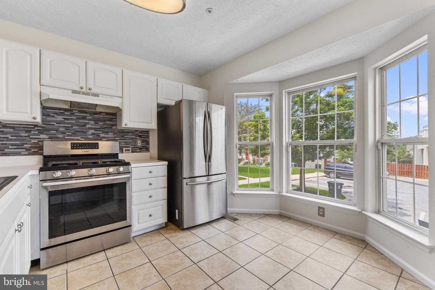 2049 S Anvil Lane, Temple Hills
