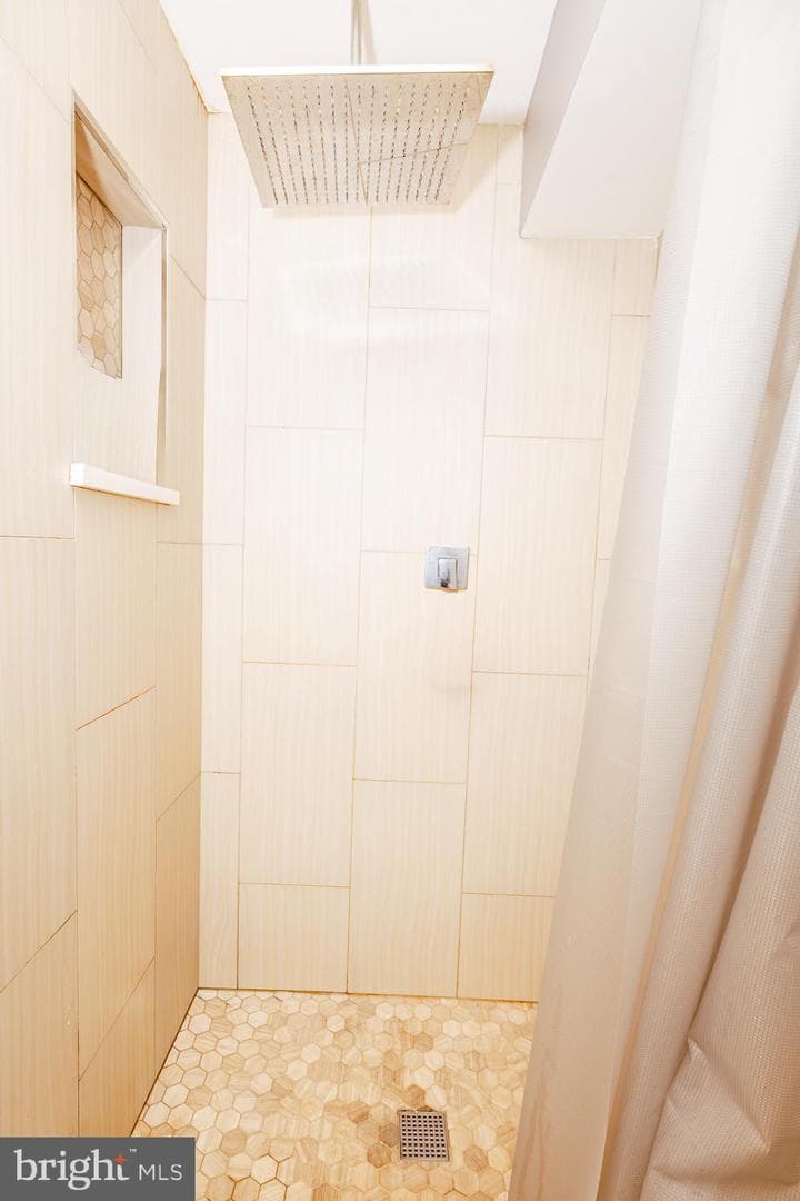 4413 Lakeview Drive photo 26