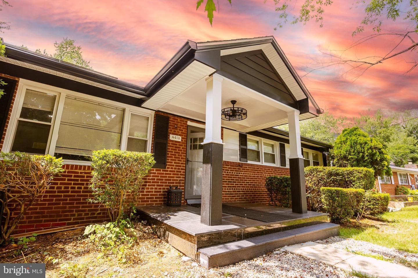 4413 Lakeview Drive photo 5