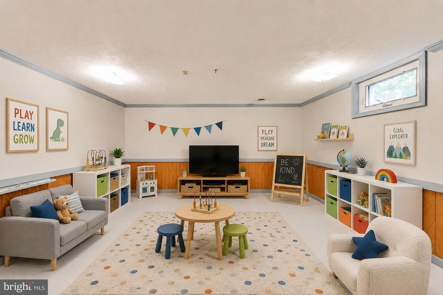 2012 Bermondsey Drive photo 9