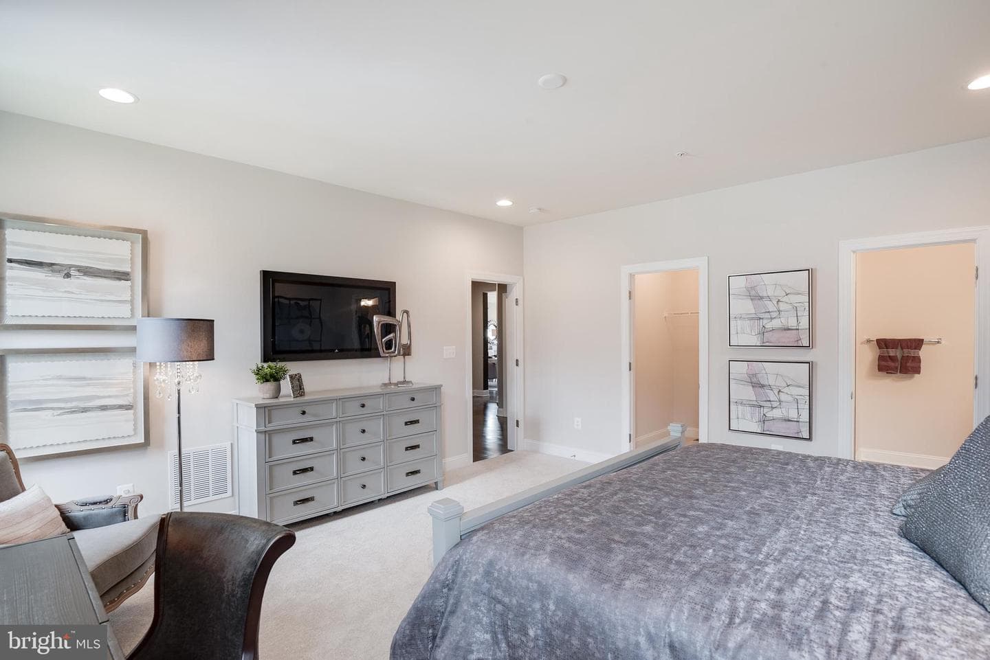 15718 Henrietta Drive photo 32