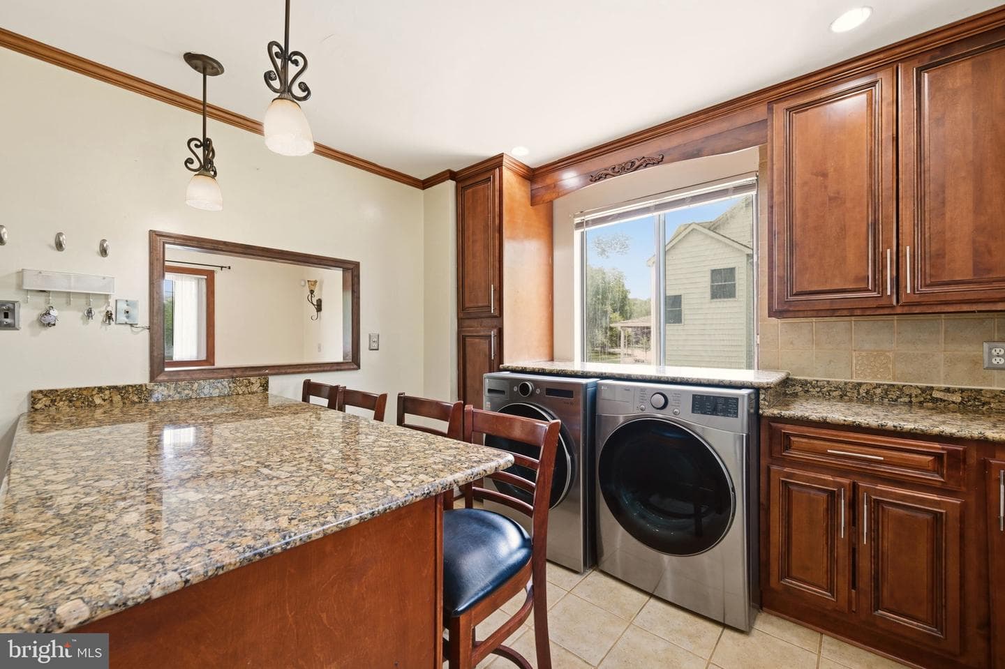 5122 Navahoe Street photo 10