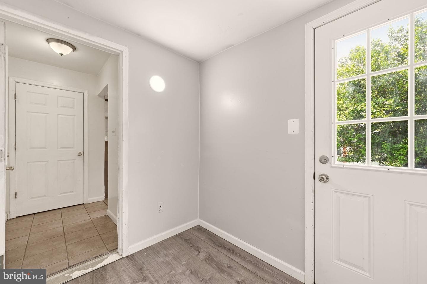 5122 Navahoe Street photo 11