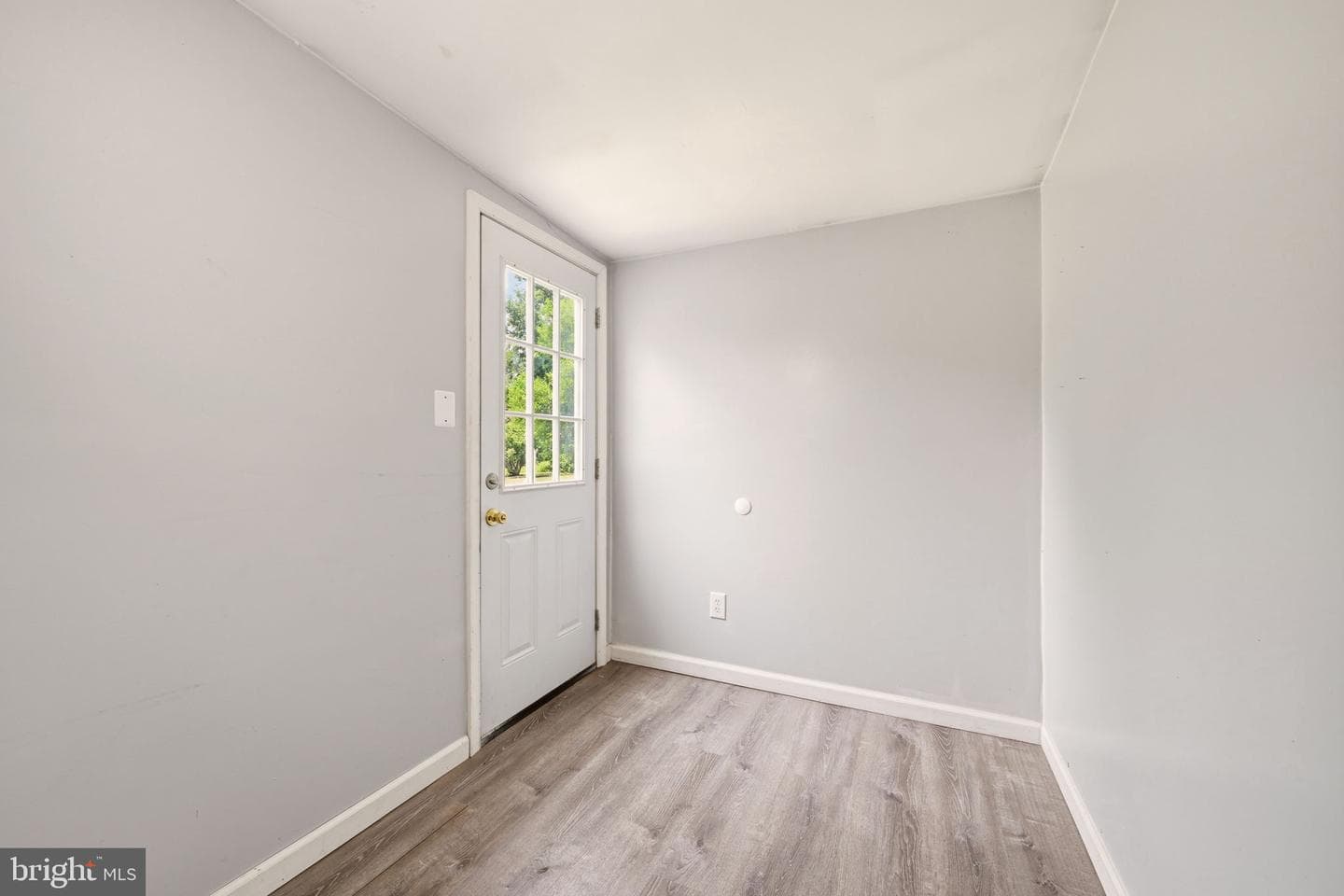 5122 Navahoe Street photo 12
