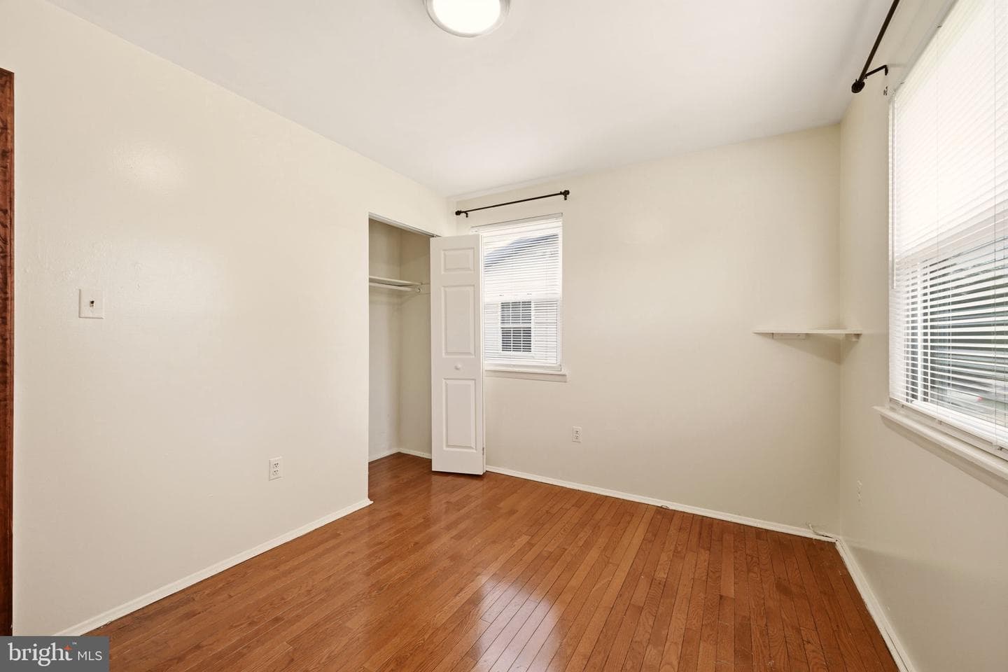 5122 Navahoe Street photo 20