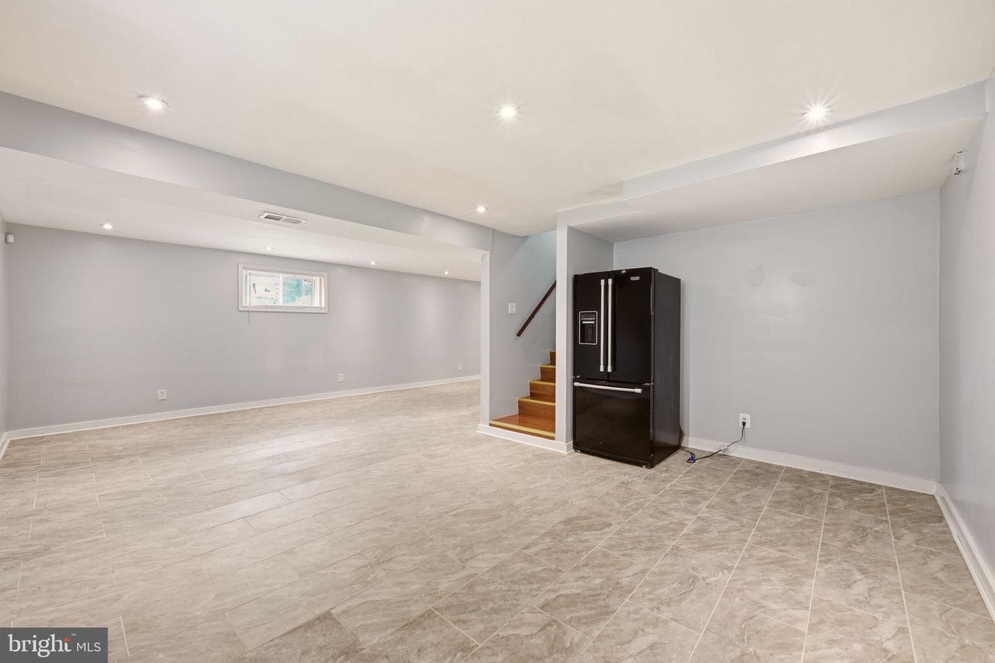 5122 Navahoe Street photo 23