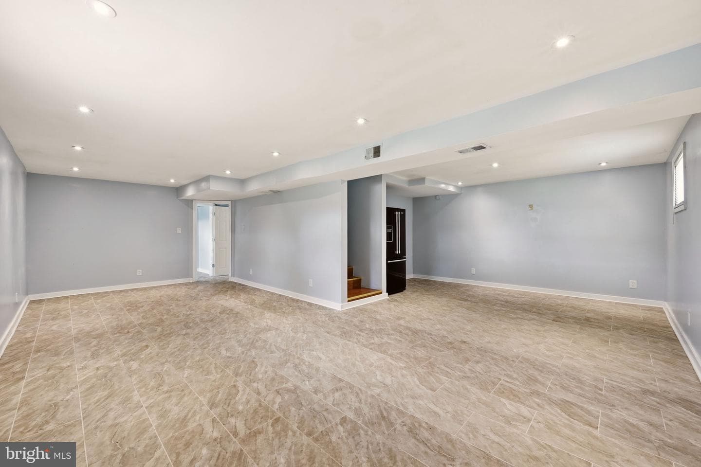 5122 Navahoe Street photo 24