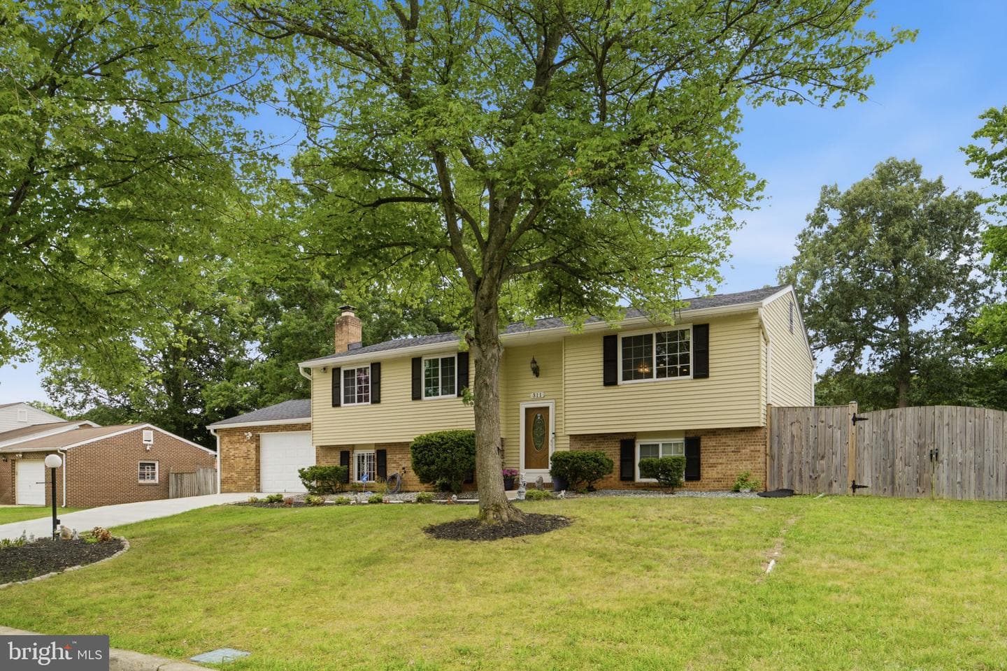 311 Bogota Drive photo 3