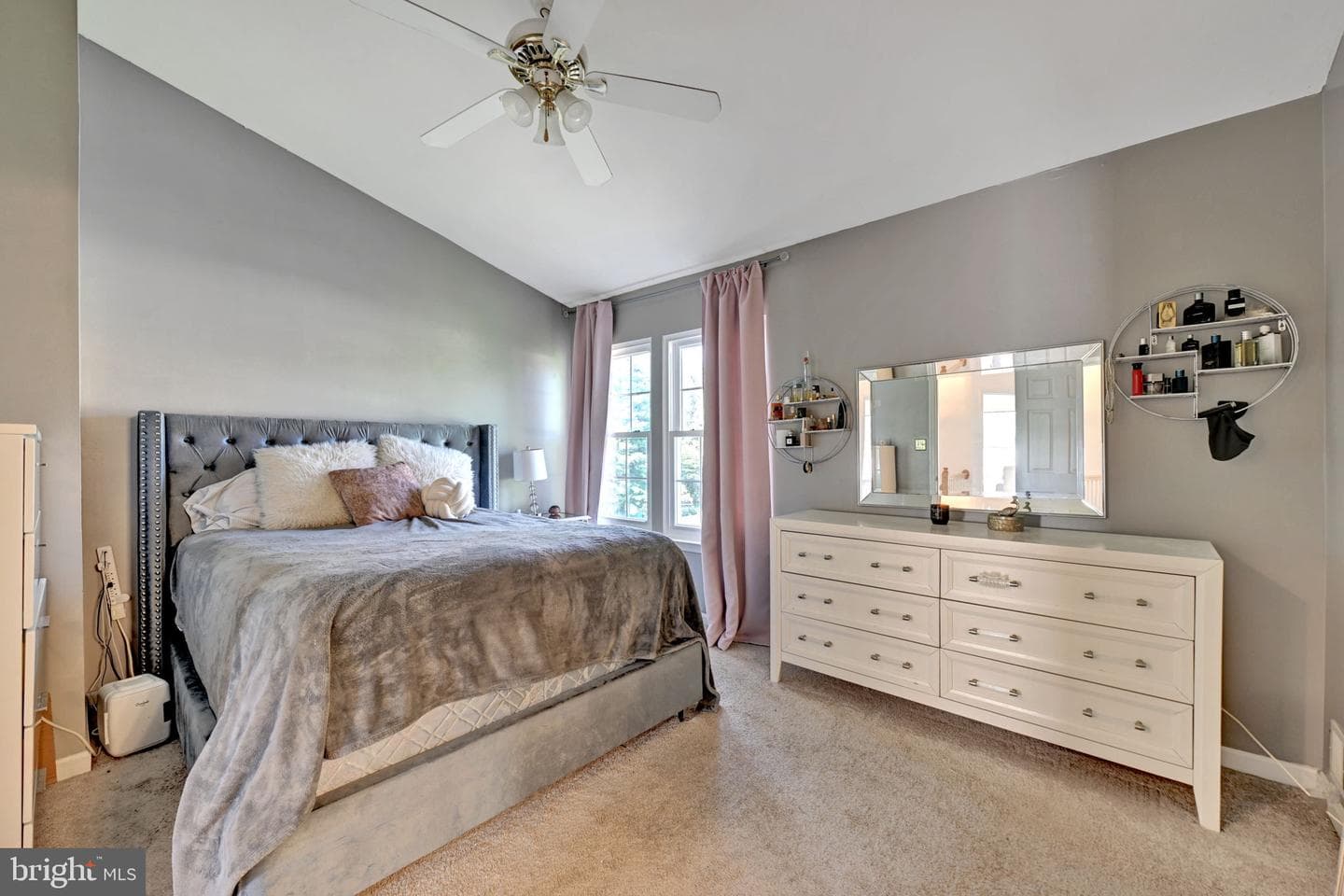 4446 Swindon Terrace photo 18