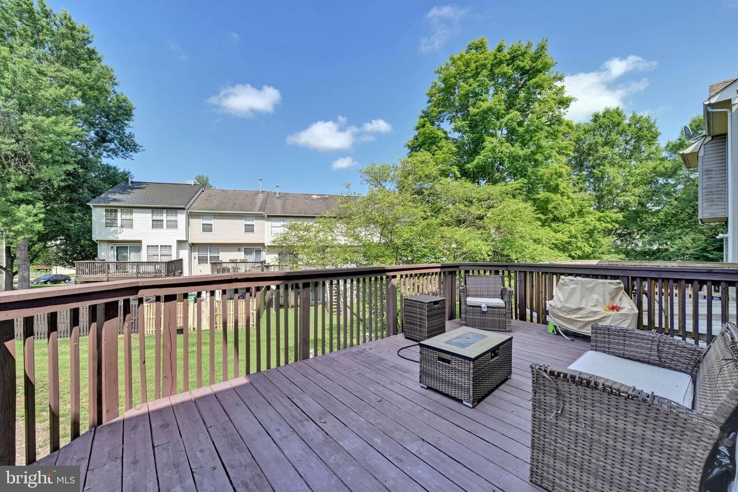 4446 Swindon Terrace photo 34