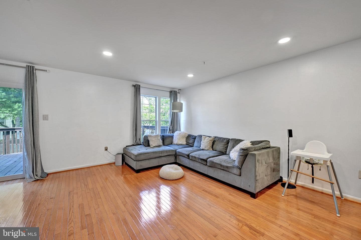 4446 Swindon Terrace photo 5