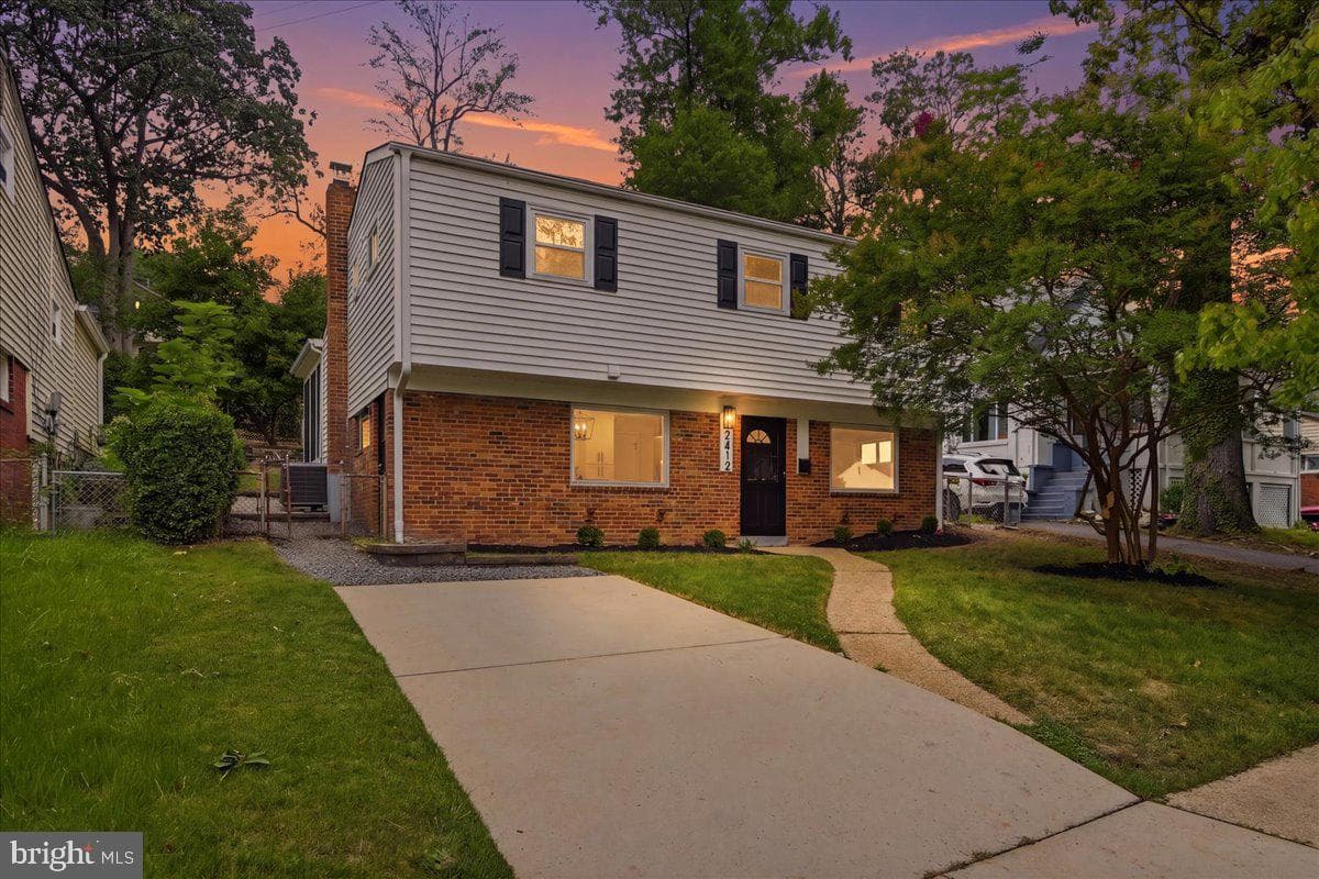 2412 Valley Way, Landover