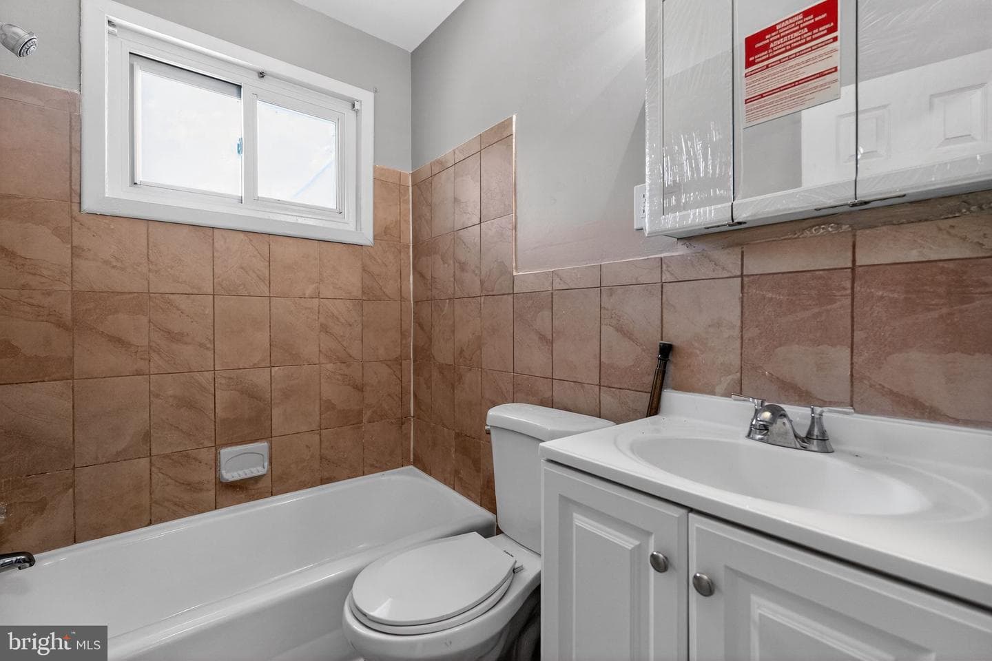 5315 Leverett Street photo 6