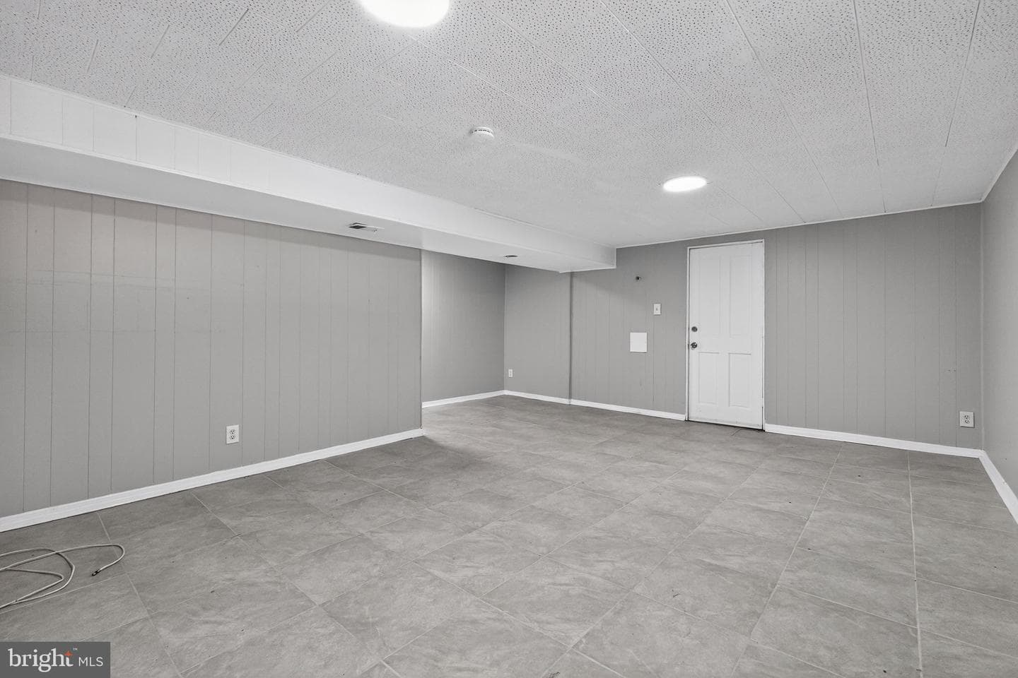 5315 Leverett Street photo 9