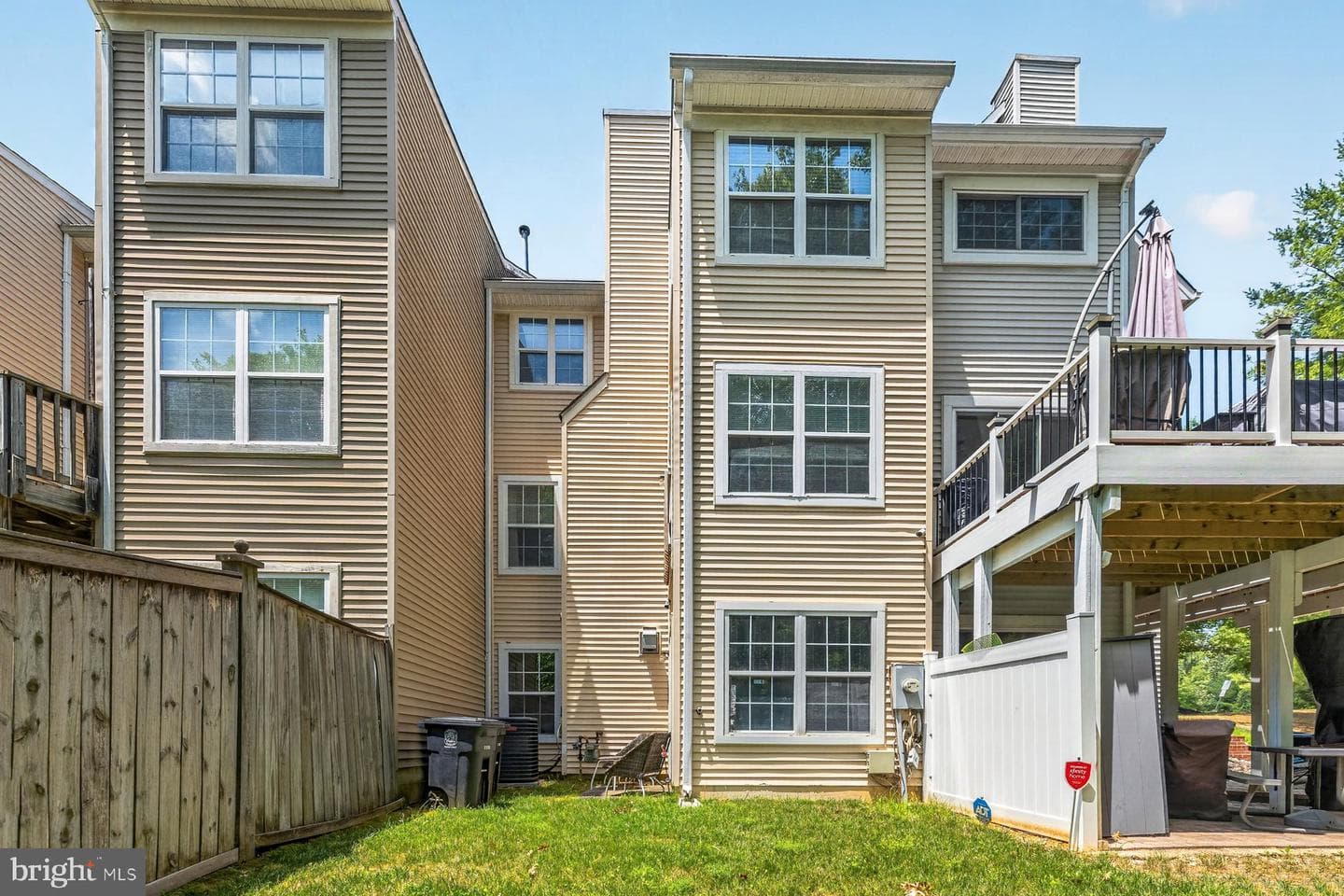 10209 Balsam Poplar Place photo 4