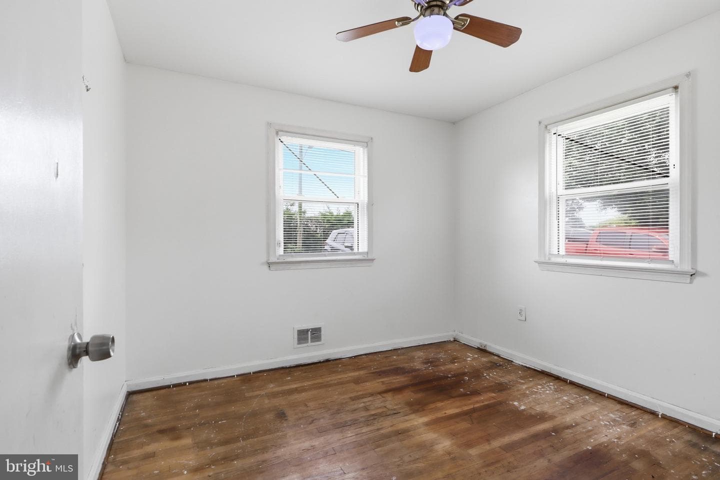 5436 Odell Road photo 11