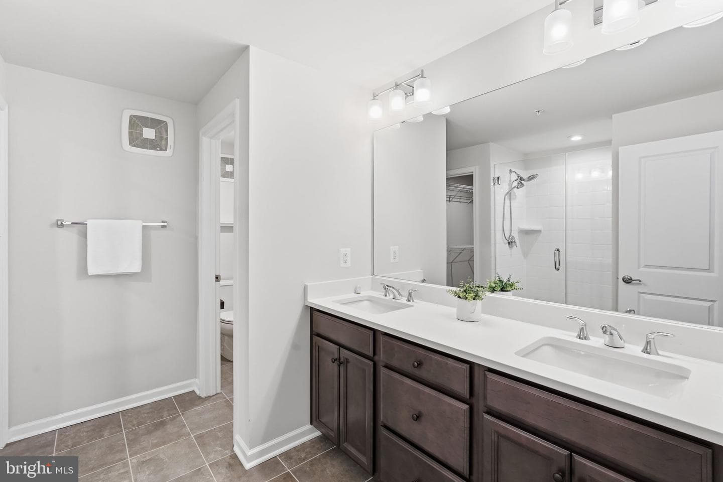 10501 John Glenn Street photo 18