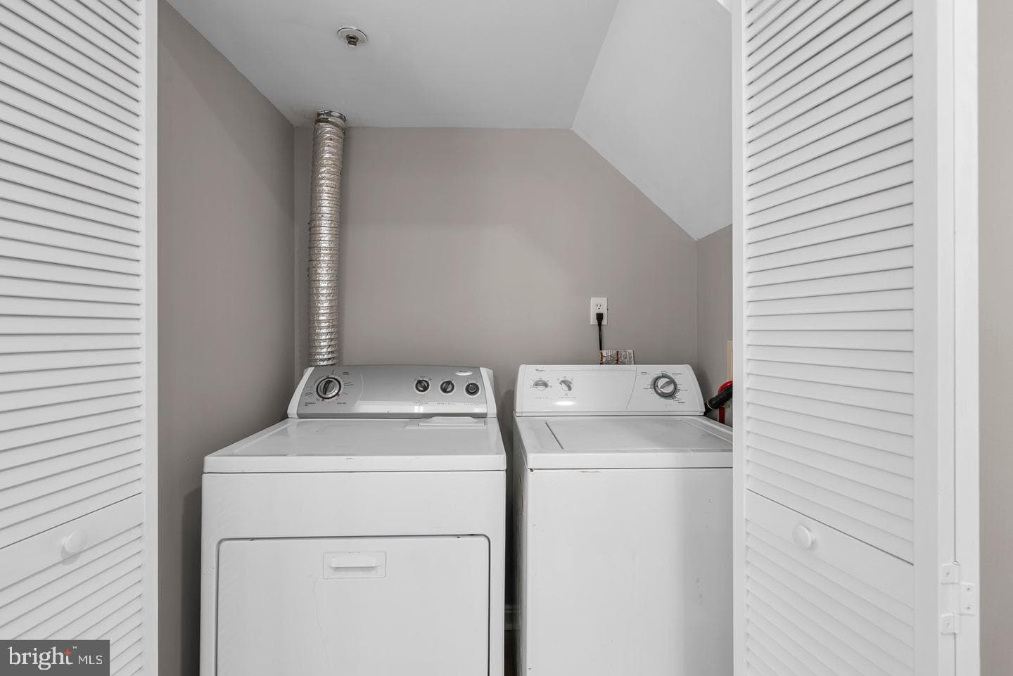 8330 Founders Woods Way #1052 photo 26