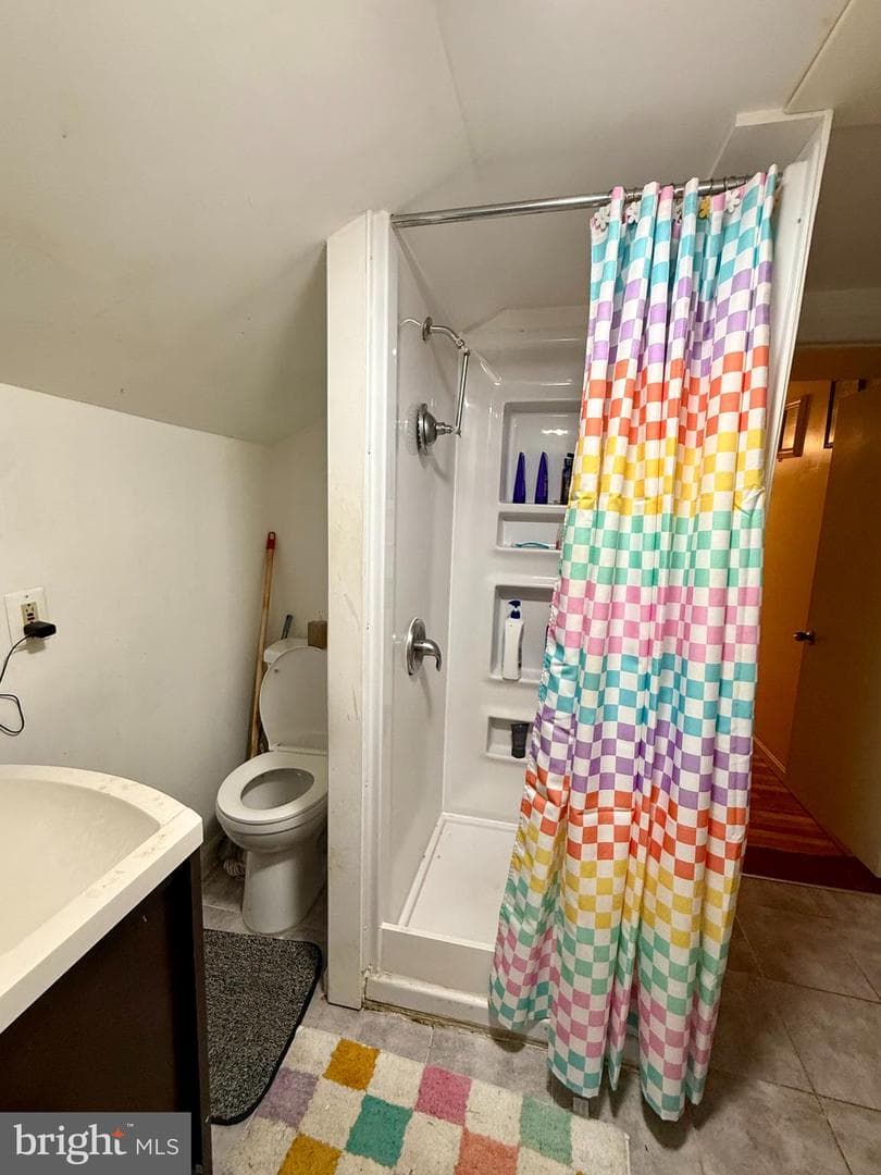 5103 Crittenden Street photo 14